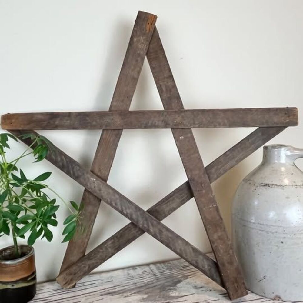 Vintage Farmhouse Large Barnwood Star / Americana / Festive 23" Country Decor